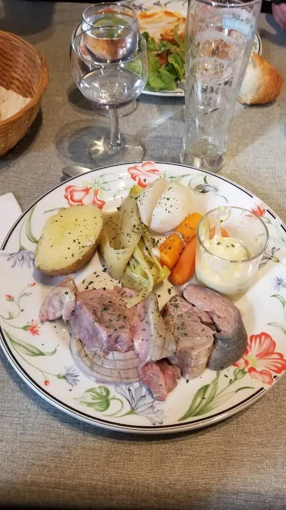Tête de Veau Et Ses Légumes